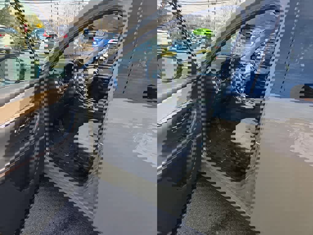 Used 2025 MAZDA CX-70 3.3 Turbo w/ Premium Package image 11