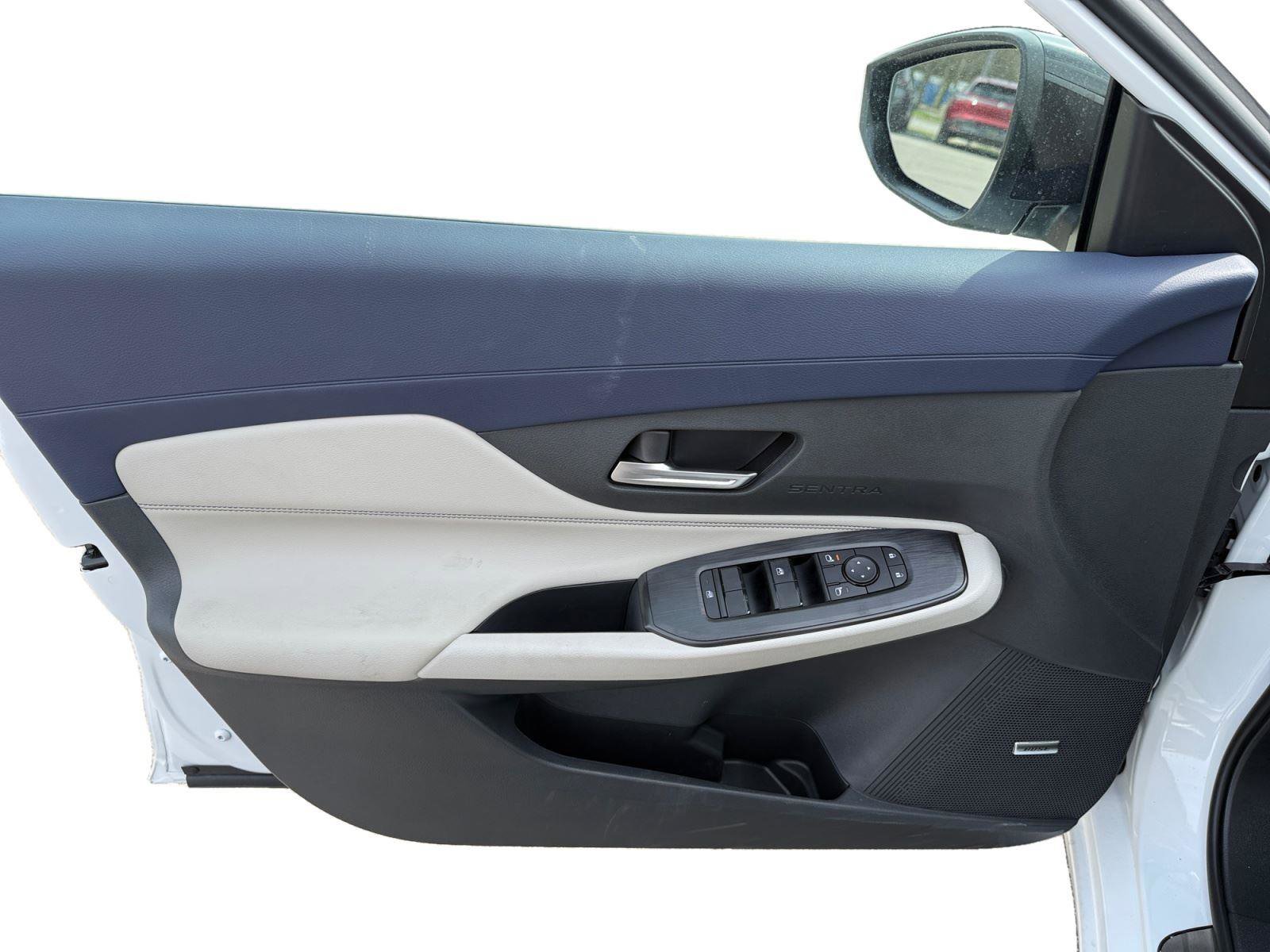 New 2026 Nissan Sentra SL image 9