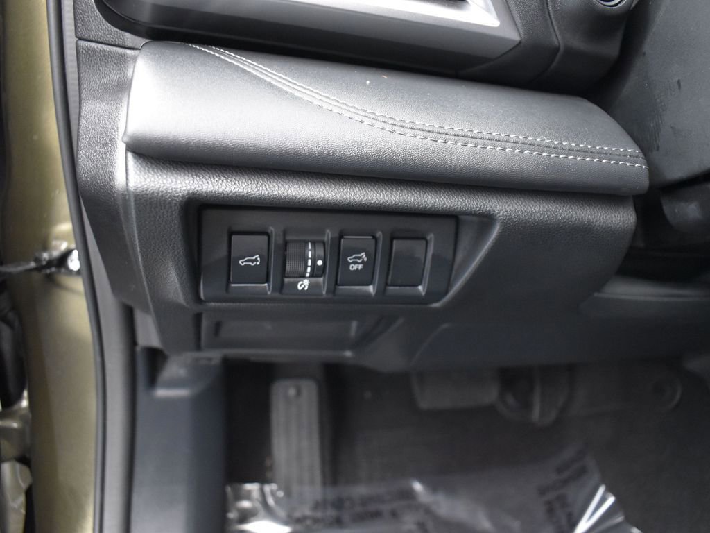 Used 2023 Subaru Outback Limited image 12