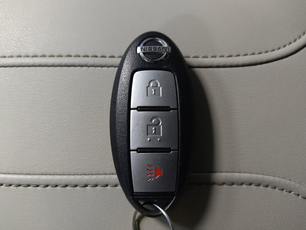 Used 2018 Nissan Rogue Sport SV FWD image 32