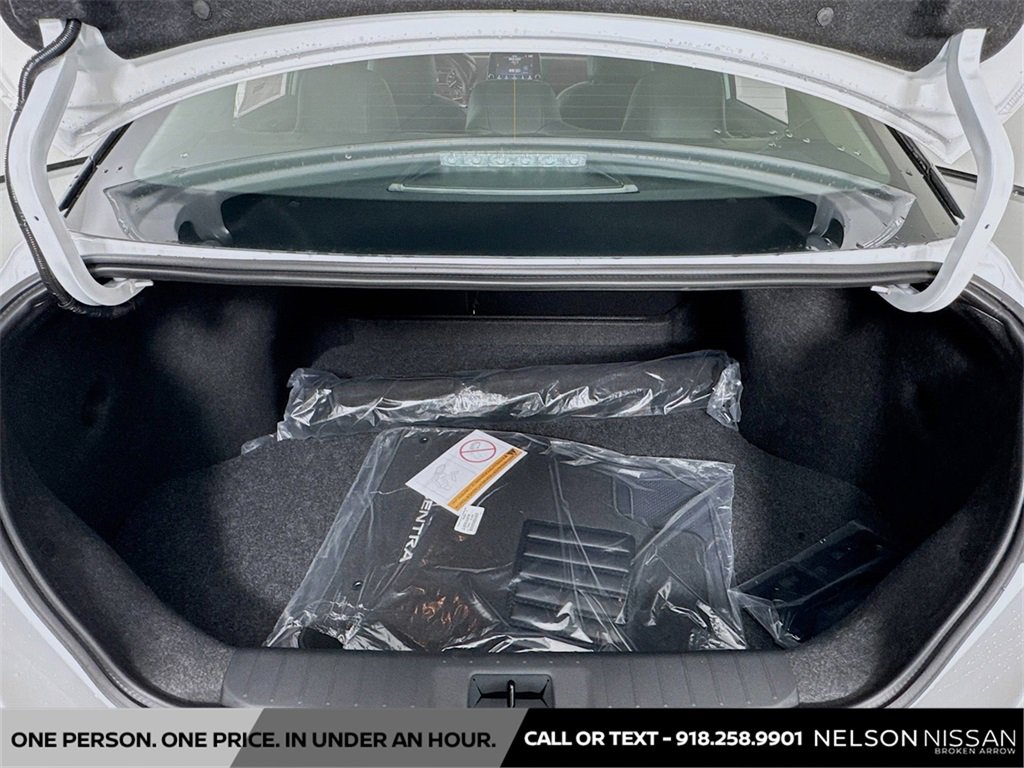 New 2025 Nissan Sentra SR w/ SR Premium Package image 26