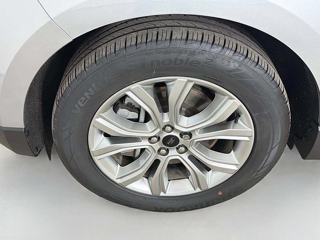 Used 2024 Ford Edge Titanium AWD/4WD image 19