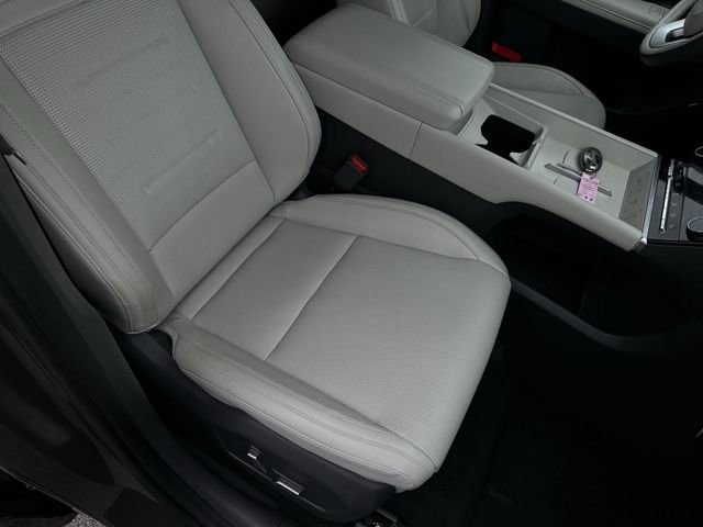 Used 2024 Hyundai Santa Fe Calligraphy image 28