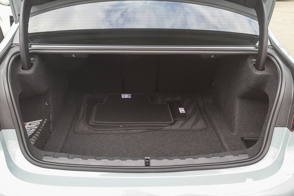 Used 2023 BMW M340i RWD image 22