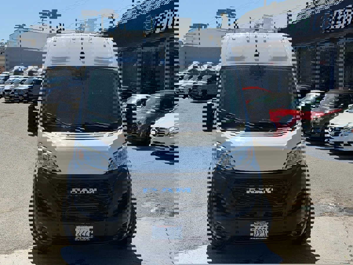 Used 2023 RAM ProMaster 2500 FWD image 4