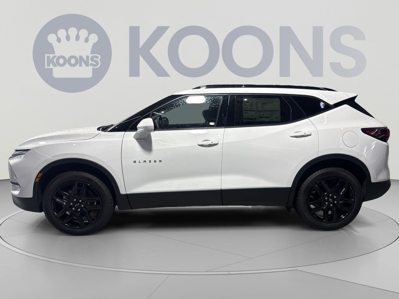 New 2026 Chevrolet Blazer LT w/ Convenience Package FWD image 7