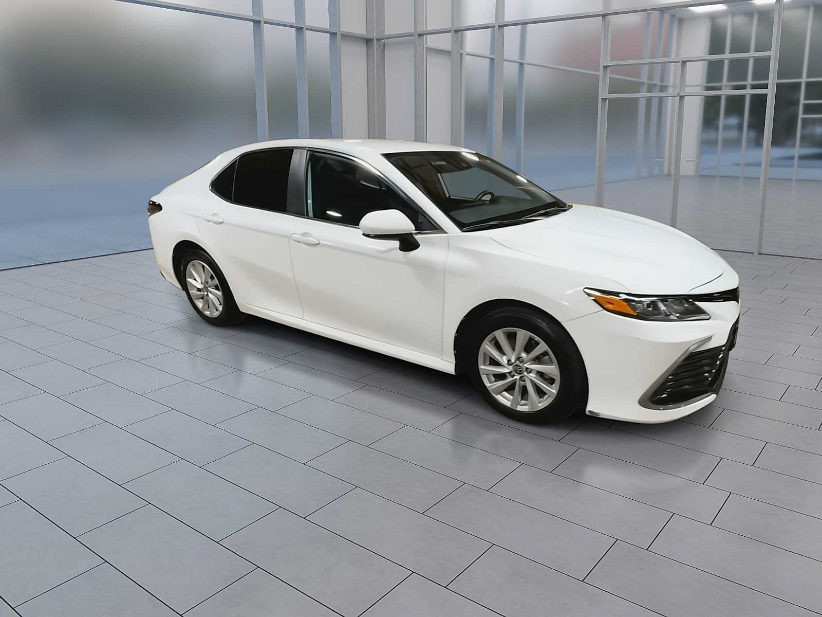 Used 2024 Toyota Camry LE FWD image 9