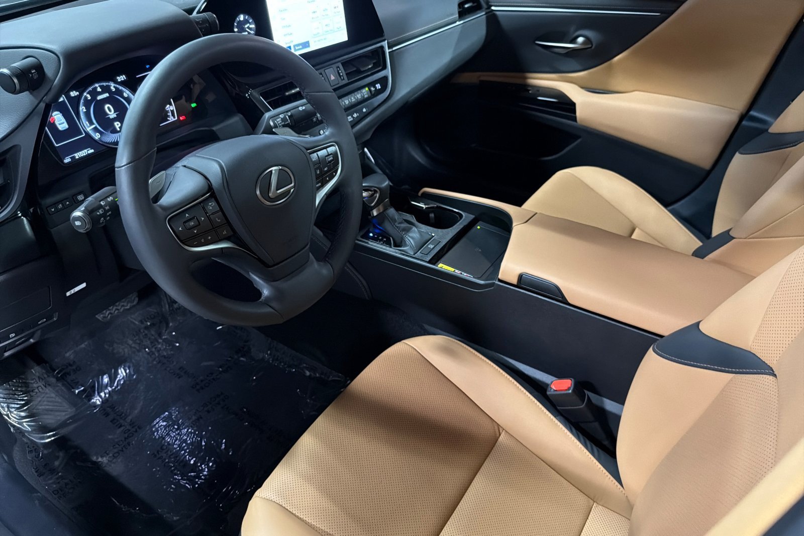 Used 2024 Lexus ES 350 w/ Premium Package FWD image 9