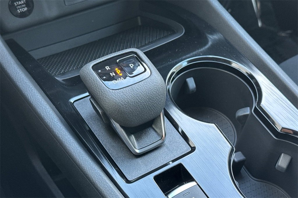 New 2026 Nissan Rogue S image 18