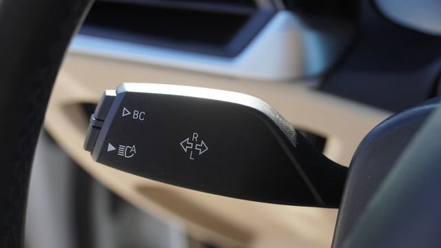 Used 2022 BMW 330i Sedan image 31