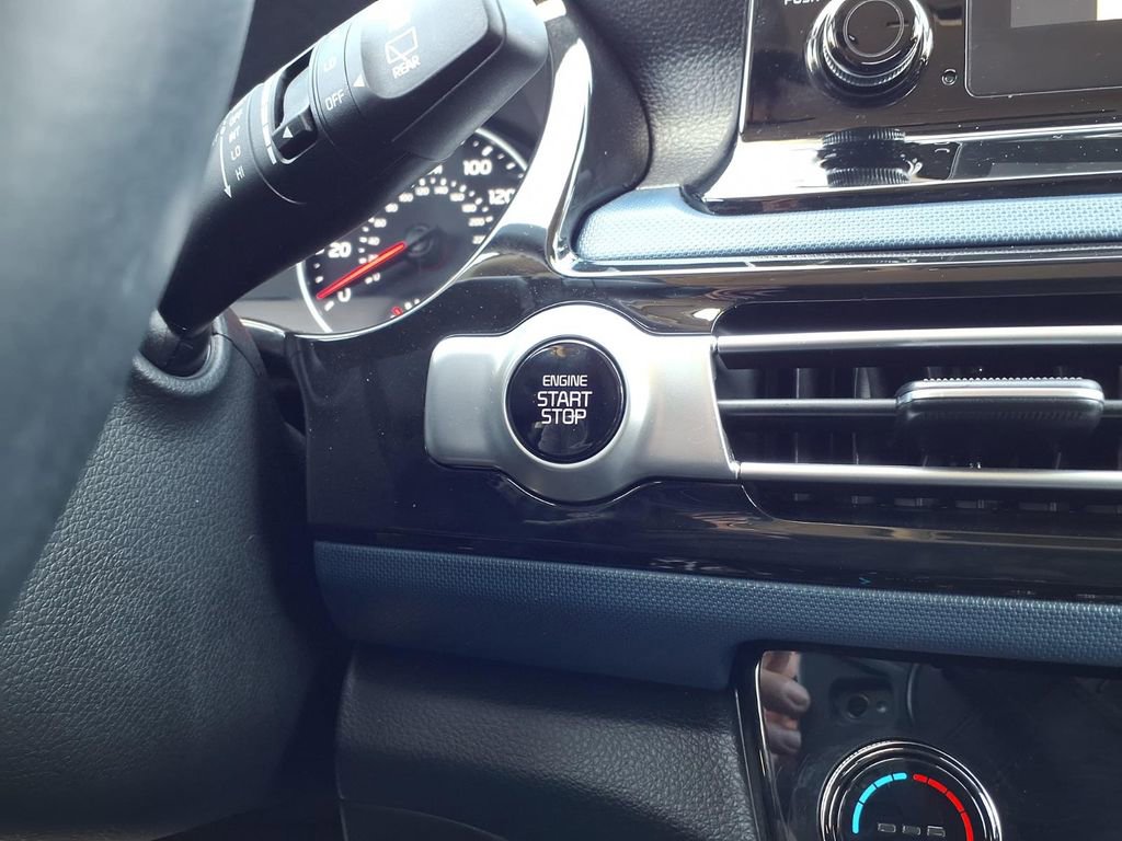 Certified 2023 Kia Seltos S FWD image 18