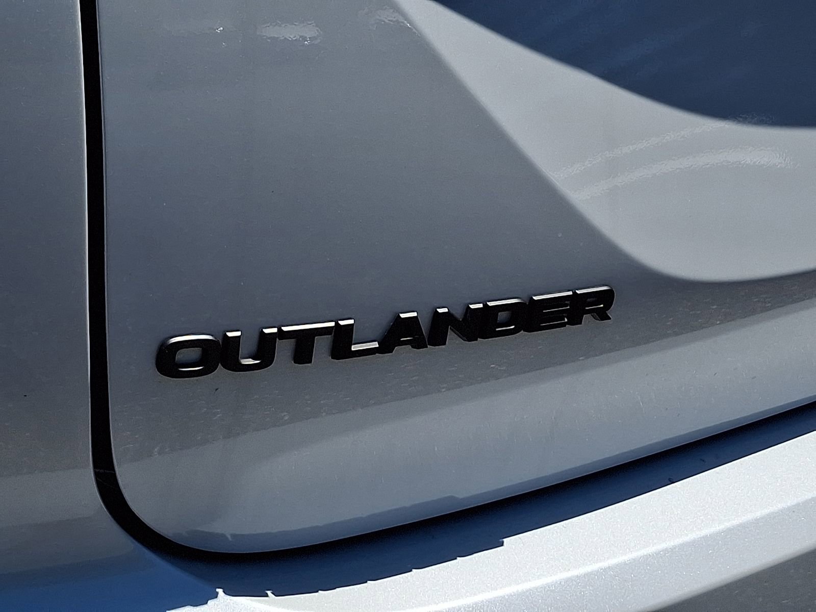 New 2026 Mitsubishi Outlander LE AWD/4WD image 22