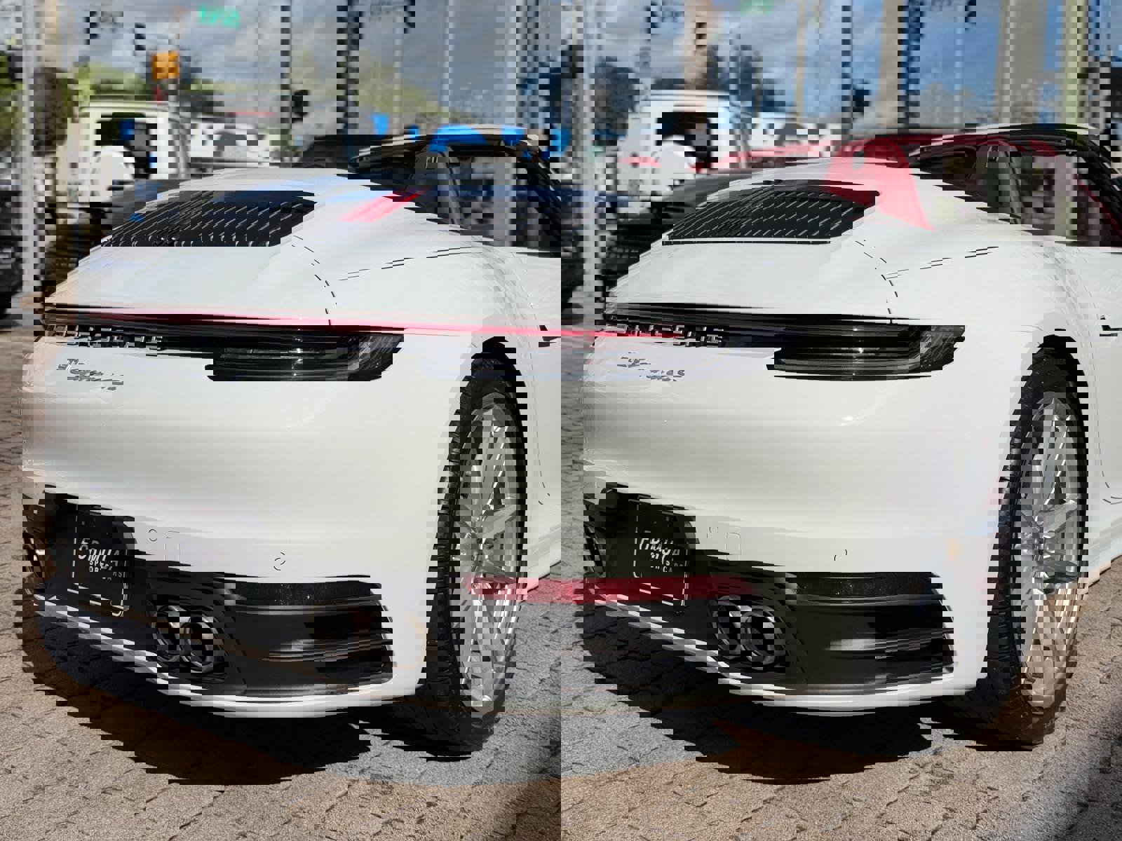 Used 2024 Porsche 911 Carrera 4S image 12