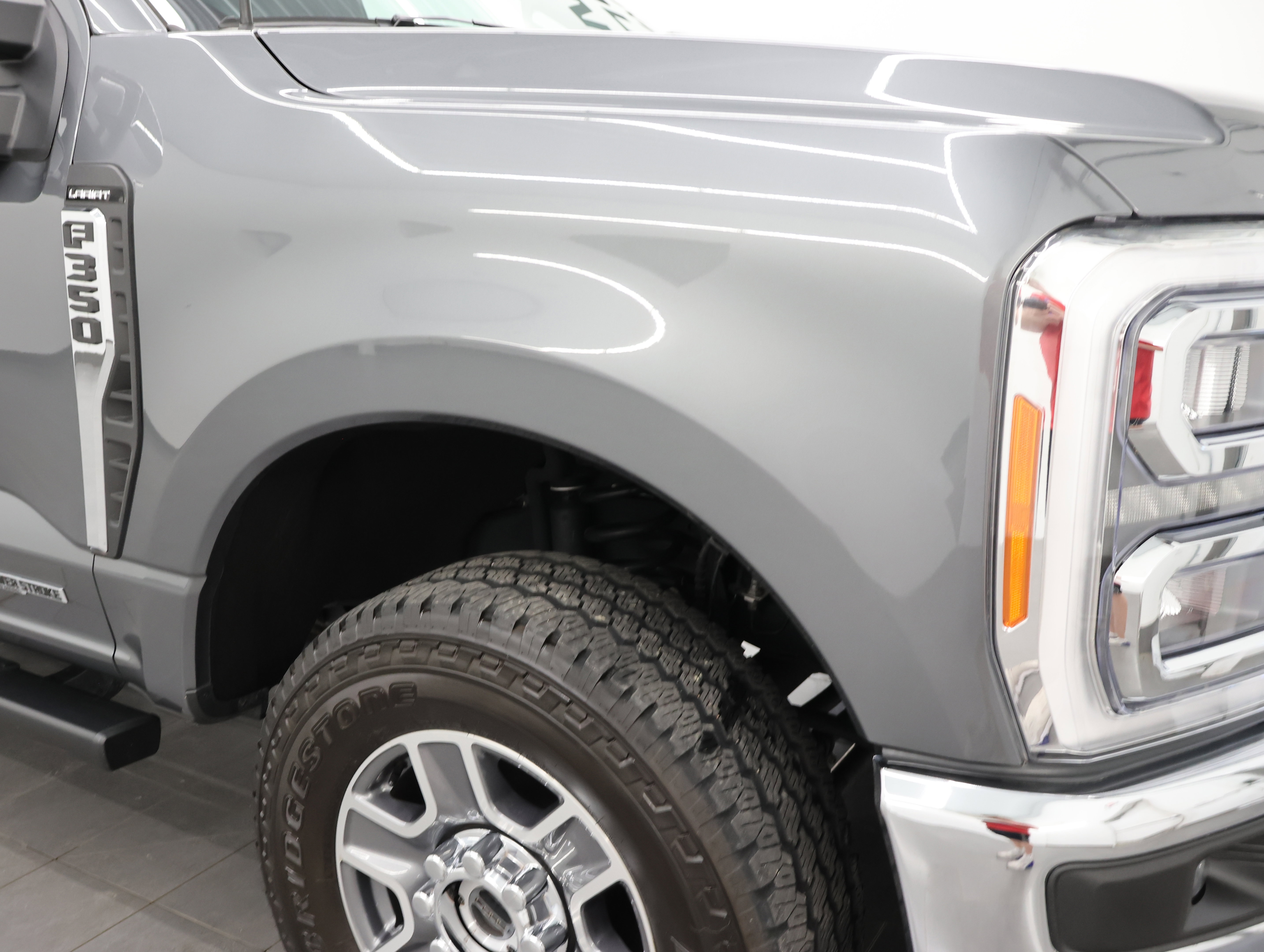 Used 2023 Ford F350 Lariat AWD/4WD image 26
