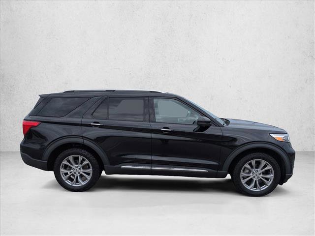 Used 2021 Ford Explorer Limited w/ Equipment Group 301A AWD/4WD image 4