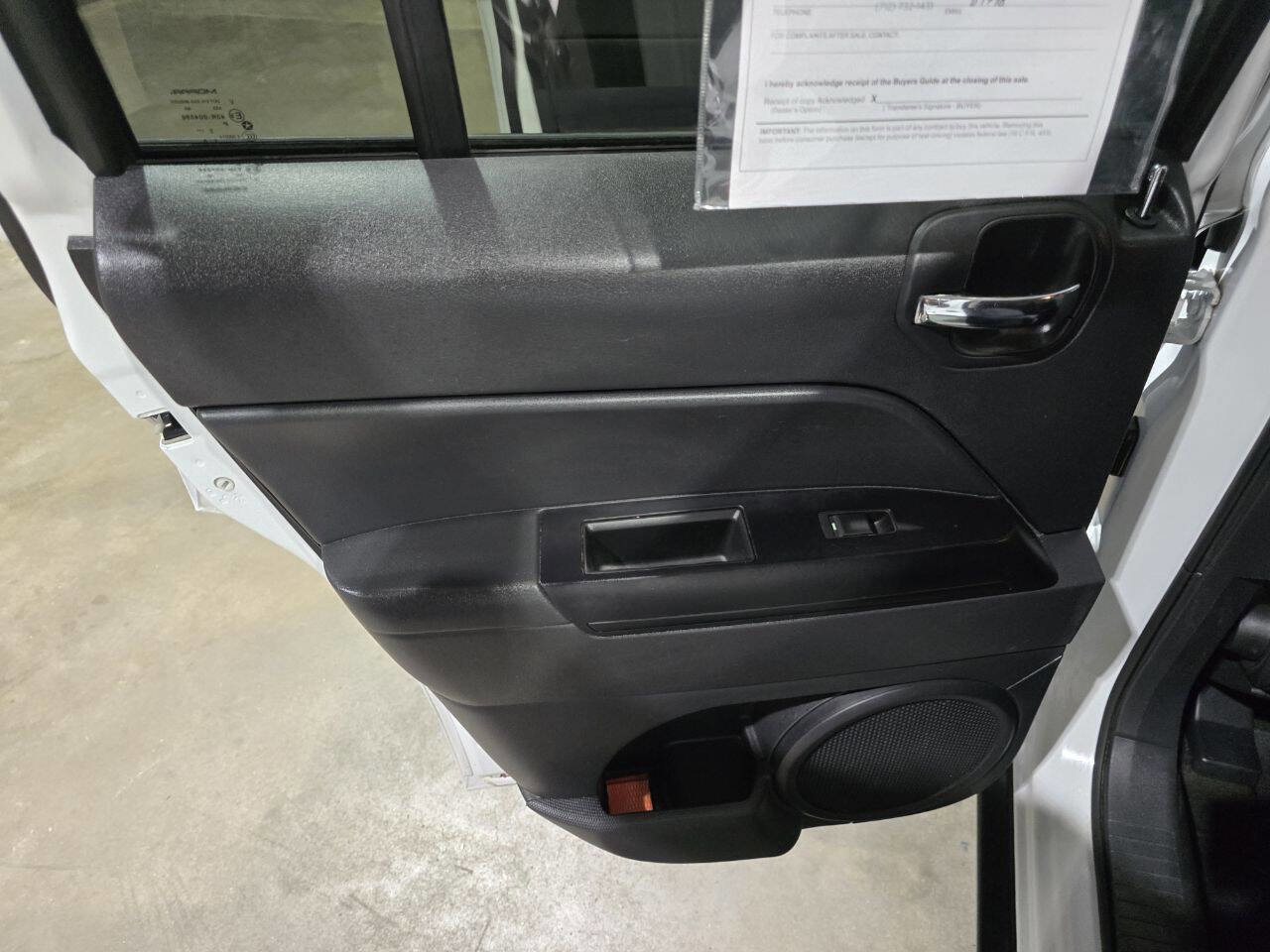 Used 2016 Jeep Patriot Latitude image 25