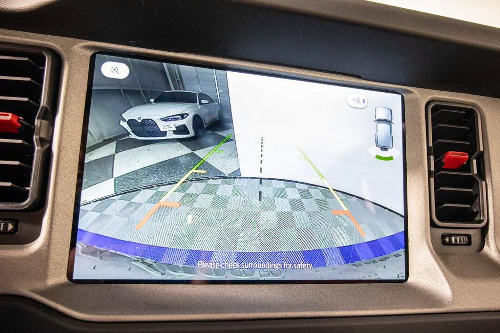 Used 2025 Ford Bronco Big Bend w/ Black Diamond Package image 24