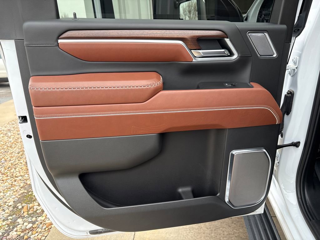 Certified 2025 GMC Sierra 2500 Denali Ultimate image 45