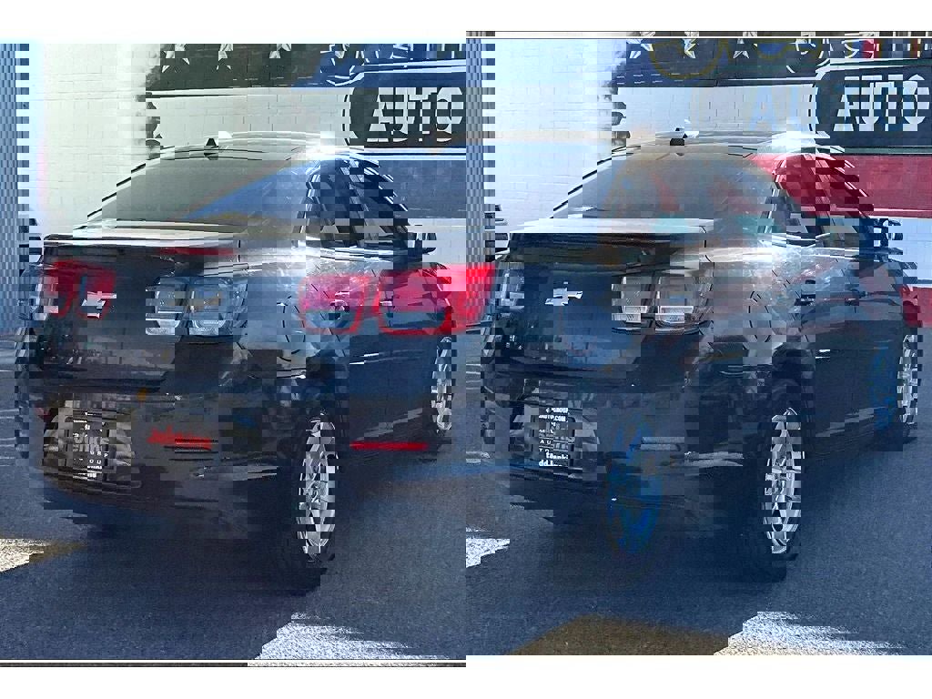 Used 2014 Chevrolet Malibu LS w/ Protection Package image 2