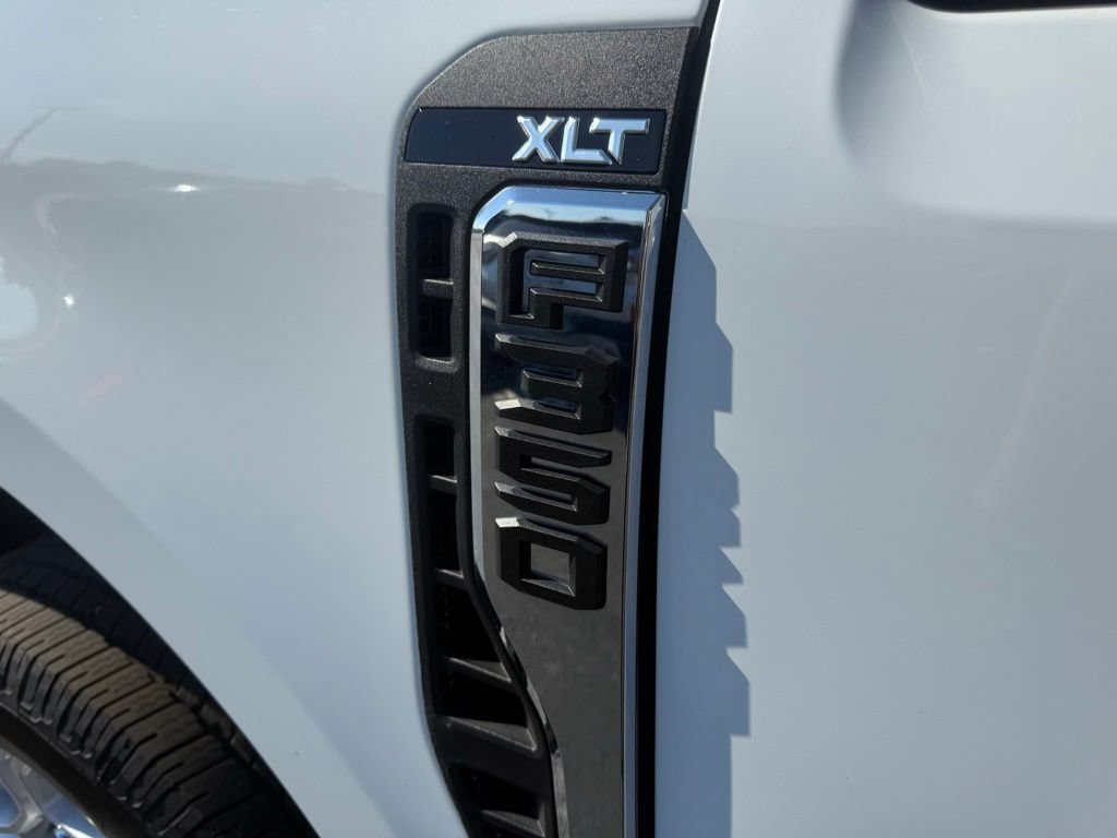 Certified 2025 Ford F350 XLT AWD/4WD image 16
