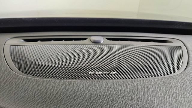 Certified 2023 Volvo XC90 B5 Plus AWD/4WD image 23