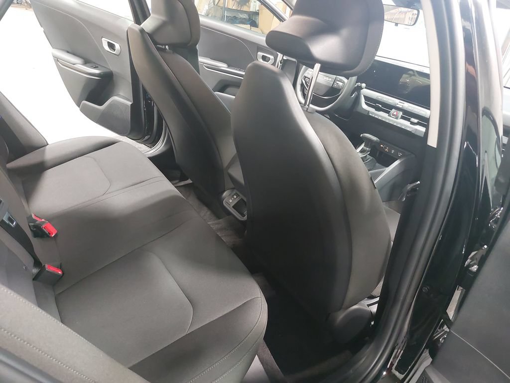 New 2026 Kia K4 FWD image 11