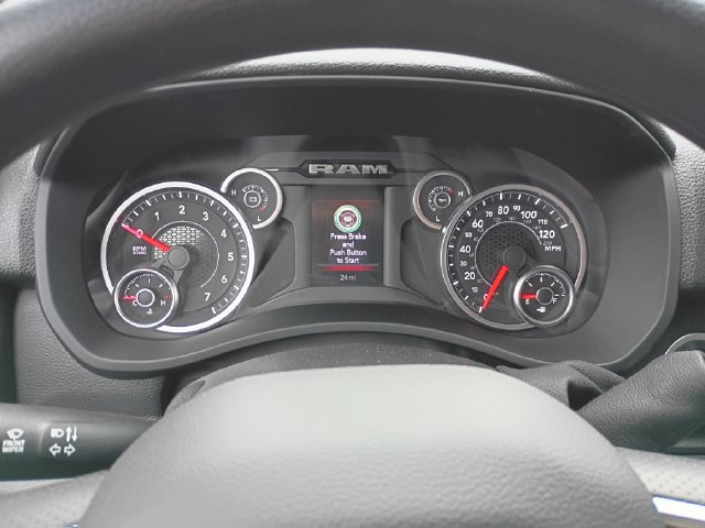 New 2026 RAM 2500 Tradesman AWD/4WD image 13