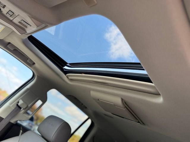 Used 2017 GMC Yukon Denali w/ Open Road Package image 15