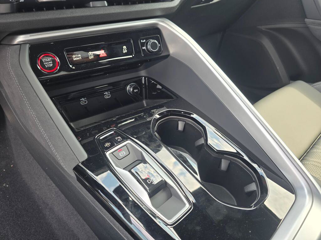 New 2026 Audi SQ5 Premium Plus AWD/4WD image 15