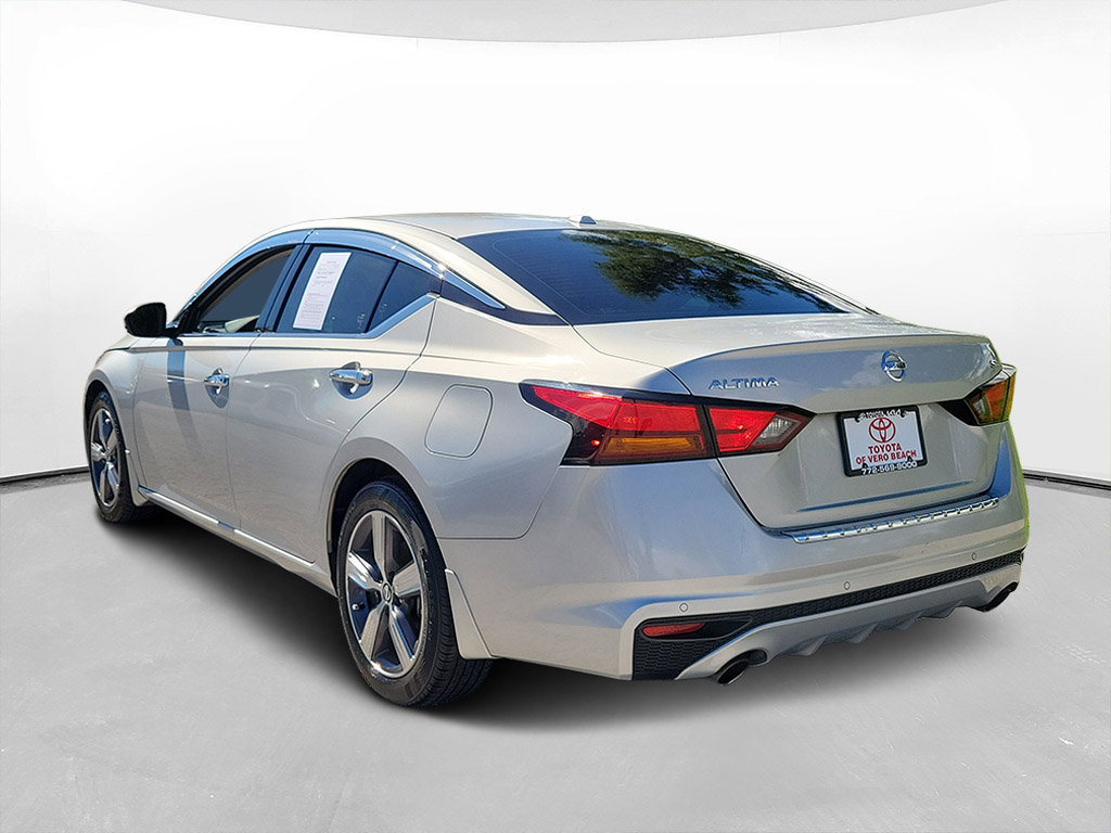 Used 2021 Nissan Altima 2.5 SL FWD image 6