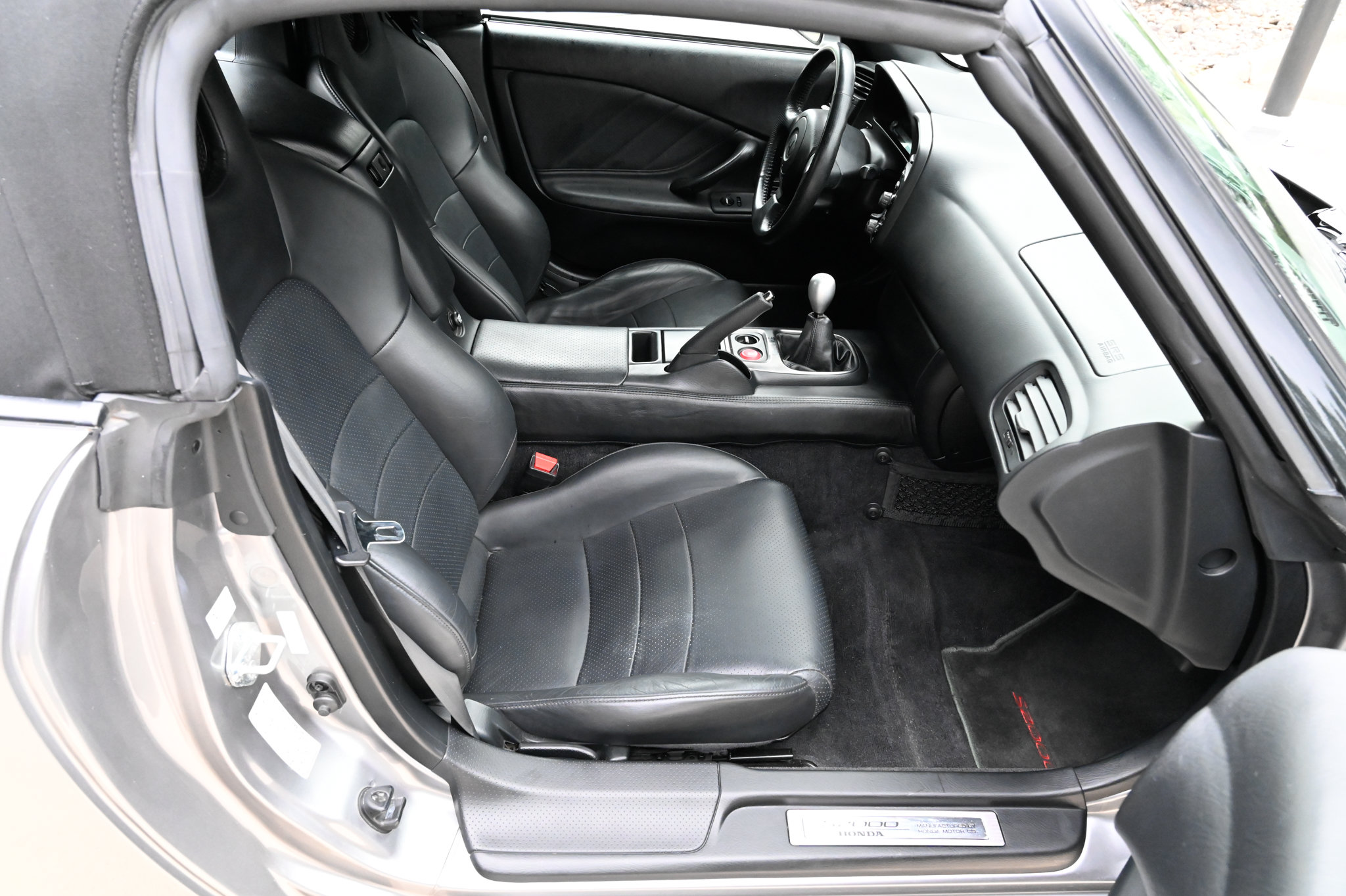 Used 2000 Honda S2000 image 36