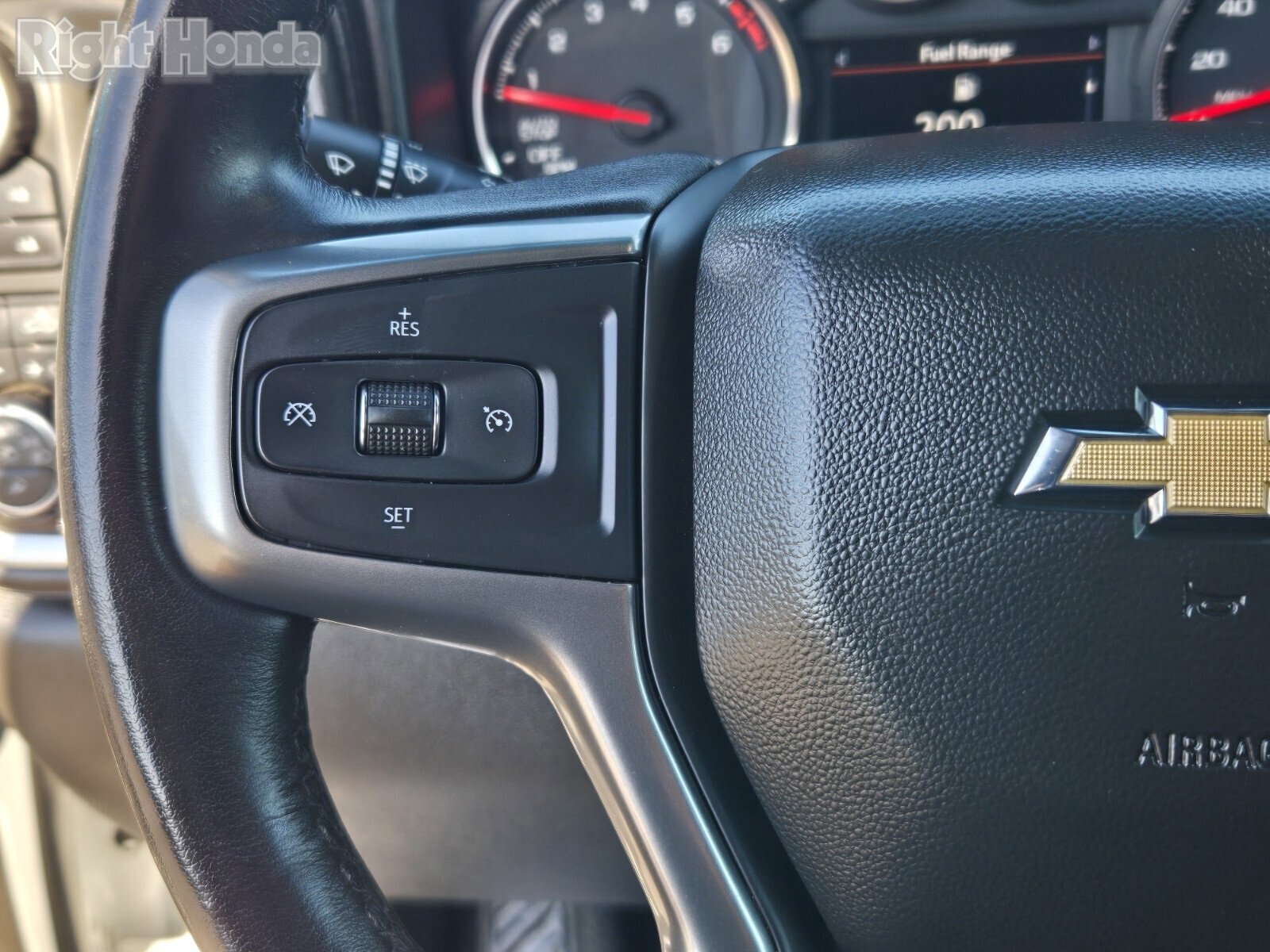Used 2022 Chevrolet Silverado 1500 LTZ image 31
