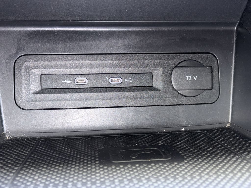 Certified 2023 Volkswagen Atlas SEL AWD/4WD image 7