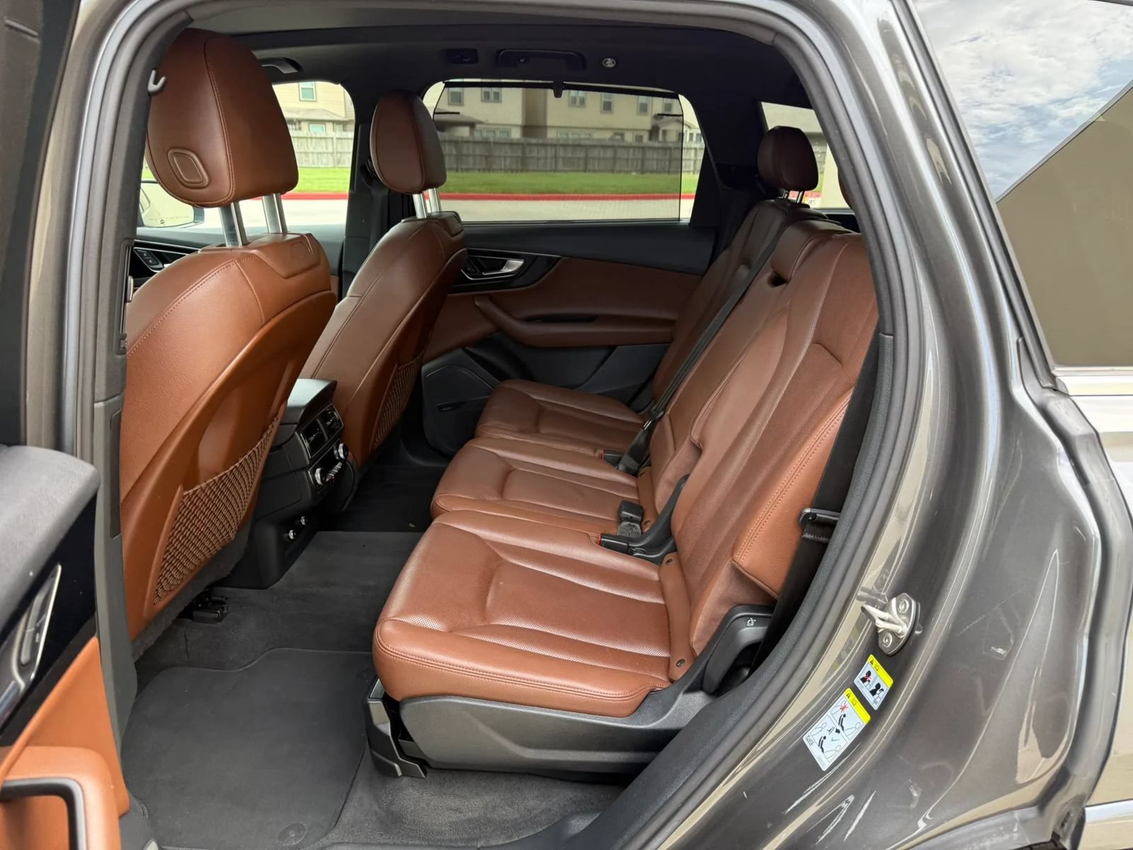 Used 2019 Audi Q7 3.0T Prestige AWD/4WD image 14