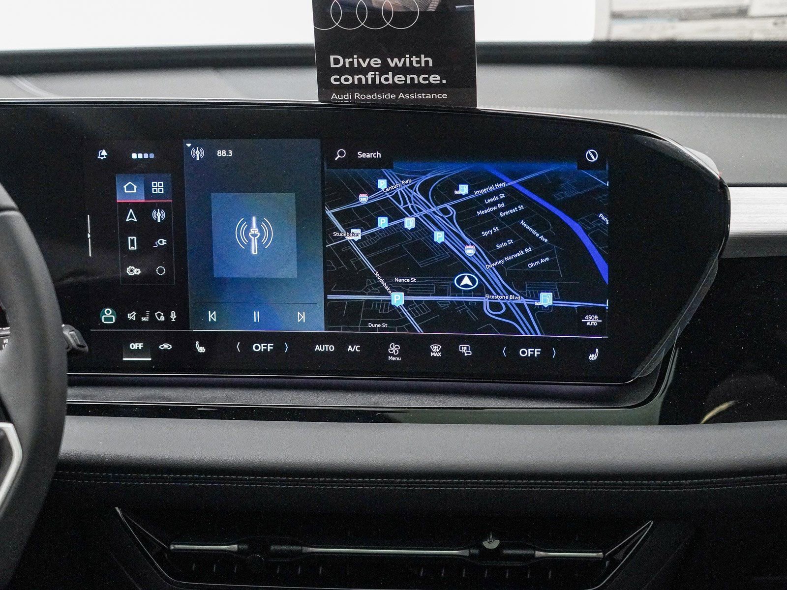 New 2025 Audi Q6 e-tron Premium AWD/4WD image 16