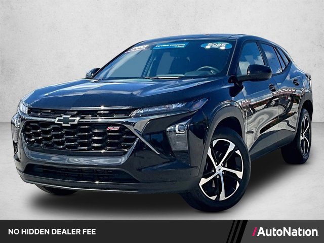 Used 2025 Chevrolet Trax RS FWD video 1