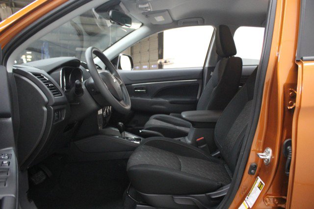 New 2026 Mitsubishi Outlander Sport ES image 6