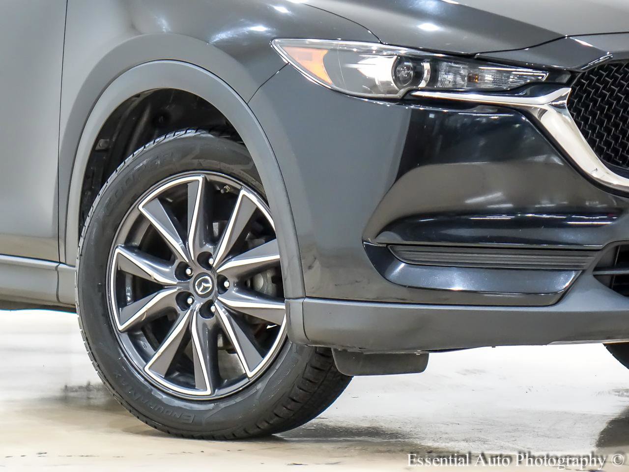 Used 2018 MAZDA CX-5 Touring w/ Preferred Equipment Package image 3