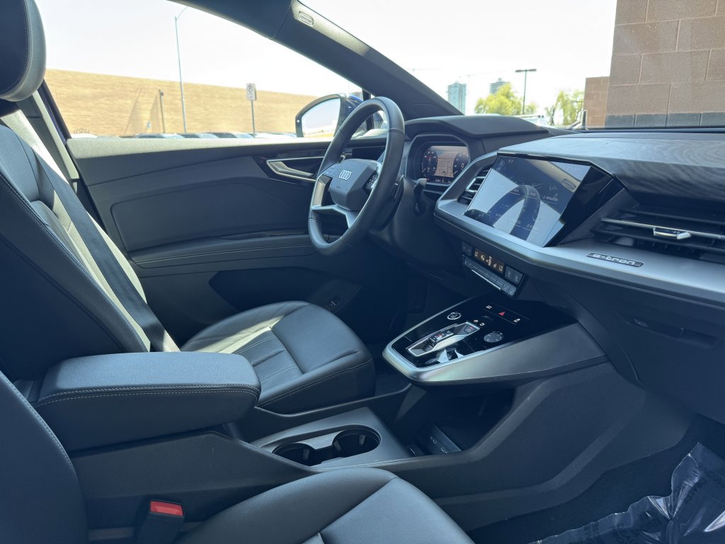 Used 2023 Audi Q4 e-tron Premium Plus w/ Premium Plus image 43