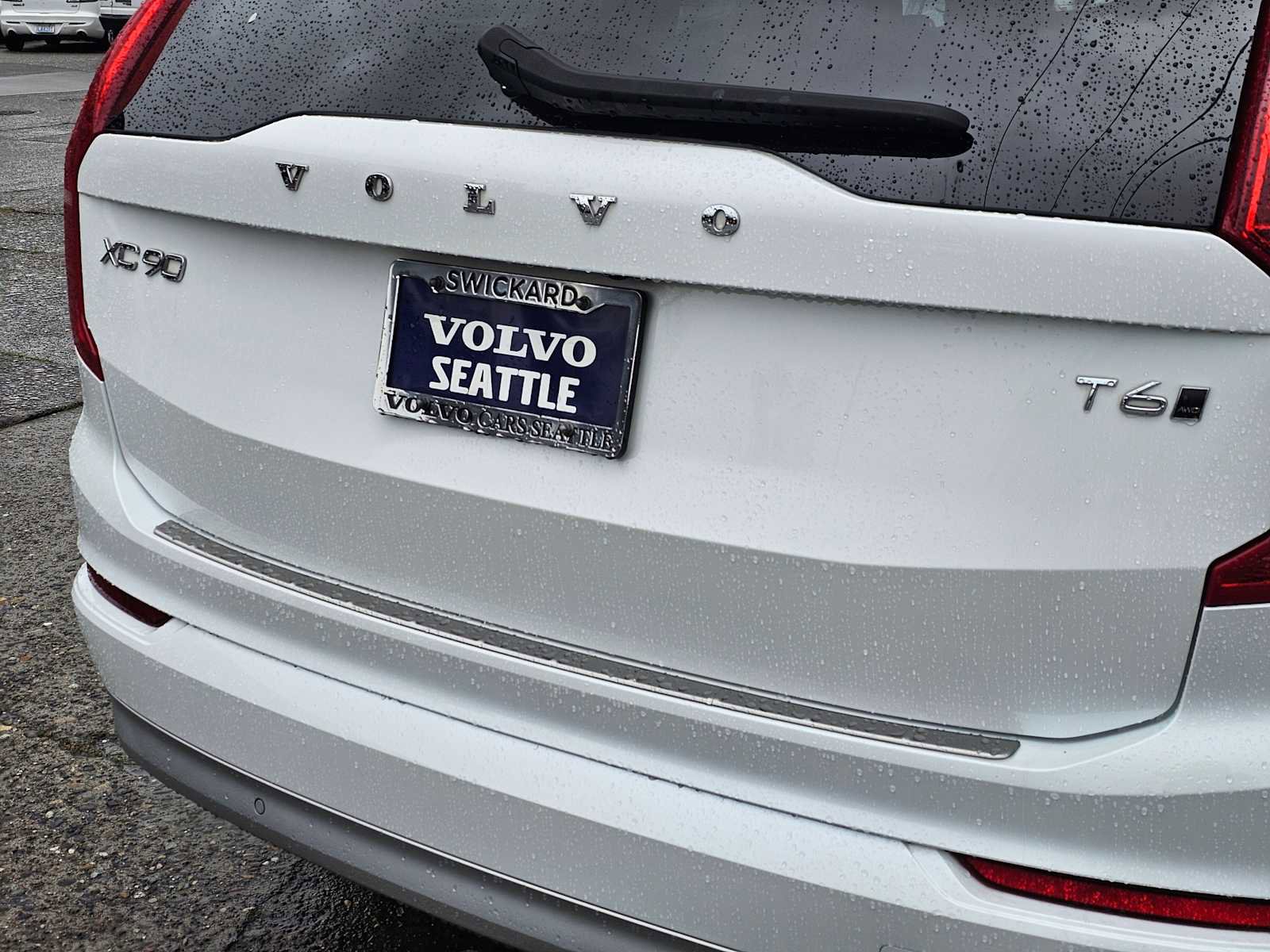 Used 2022 Volvo XC90 T6 Momentum w/ Advanced Package AWD/4WD image 15