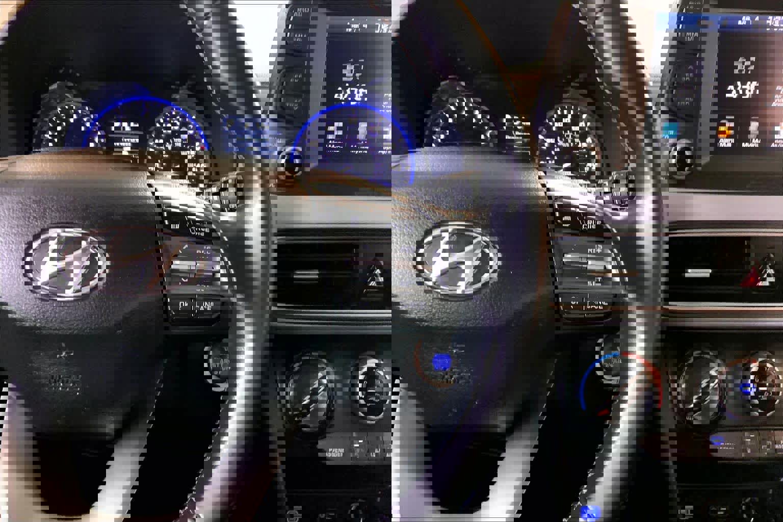 Used 2020 Hyundai Kona SEL image 24