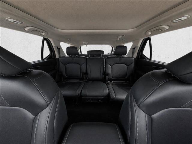 Used 2024 Honda Pilot Touring image 22