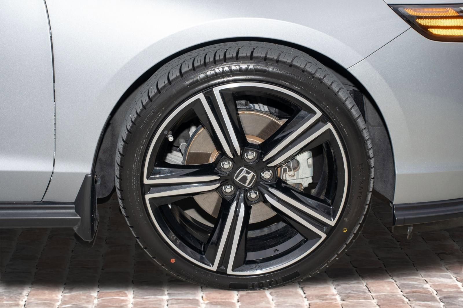 Certified 2023 Honda Accord Sport image 41