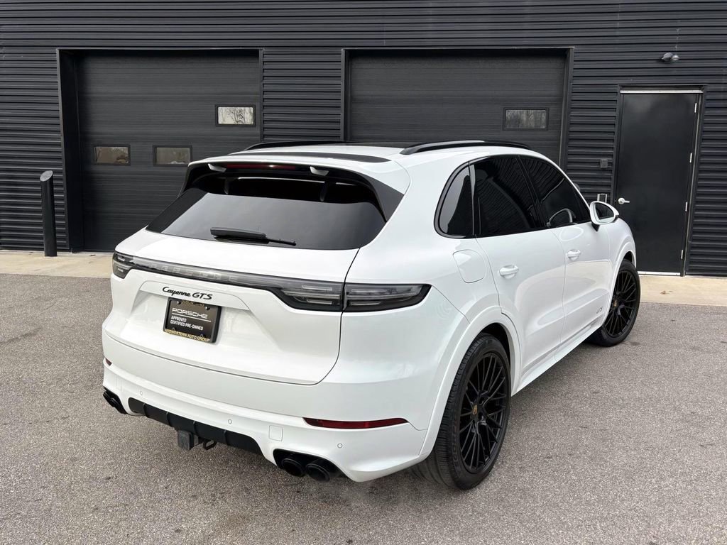 Used 2023 Porsche Cayenne GTS image 10