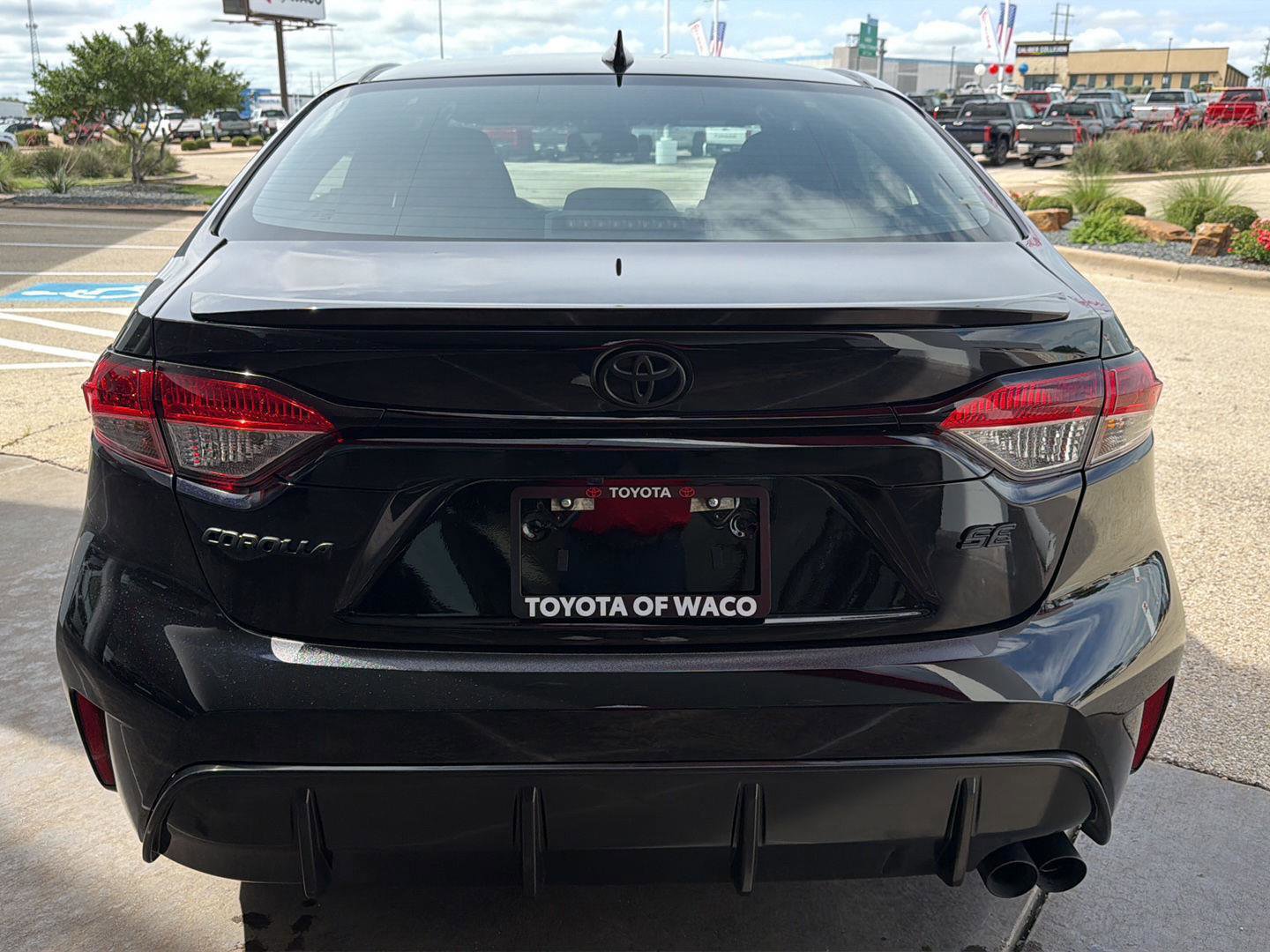 New 2026 Toyota Corolla SE FWD image 5