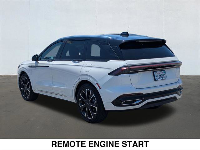 Certified 2024 Lincoln Nautilus Reserve w/ Equipment Group 203A AWD/4WD image 3