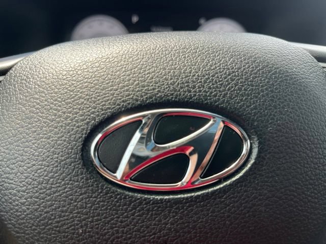Used 2022 Hyundai Santa Fe Limited FWD image 32