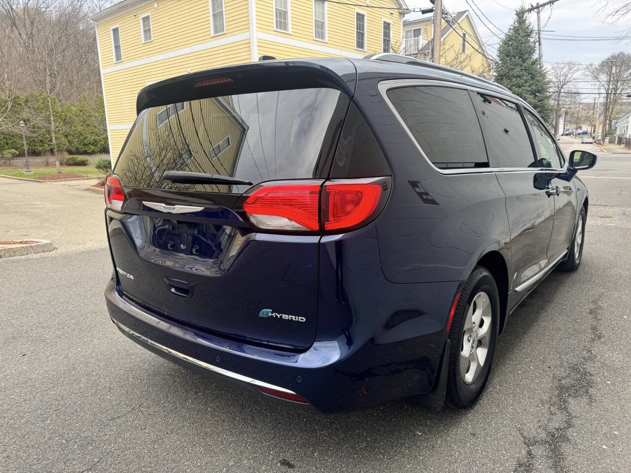 Used 2018 Chrysler Pacifica Limited w/ Advanced Safetytec Group image 10