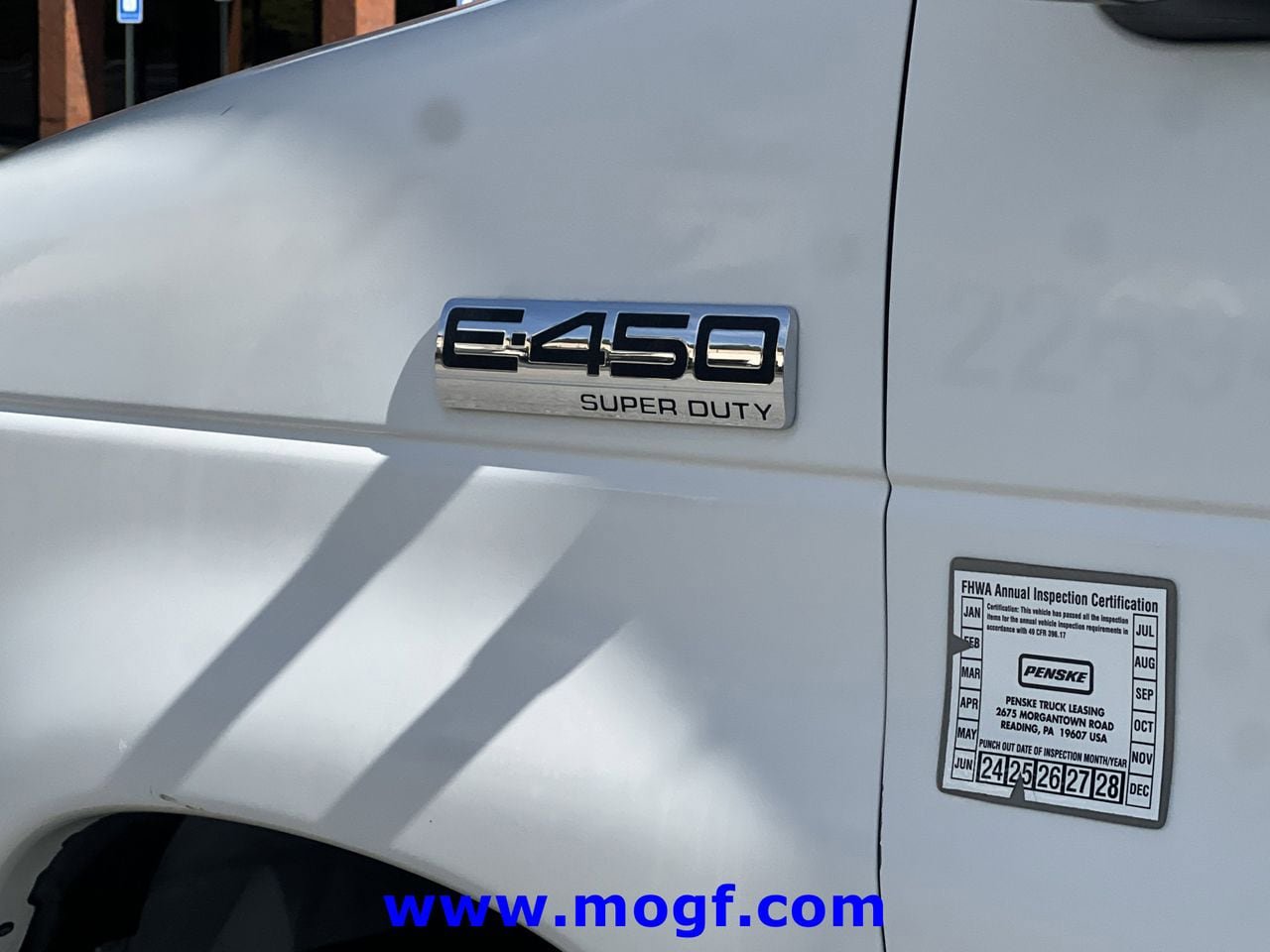 Used 2019 Ford E-450 and Econoline 450 Super Duty w/ Power Windows & Locks Group image 24