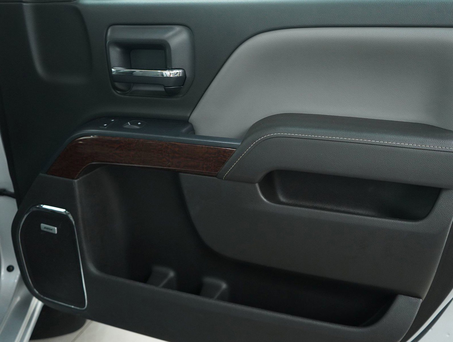 Used 2017 GMC Sierra 1500 SLT image 11